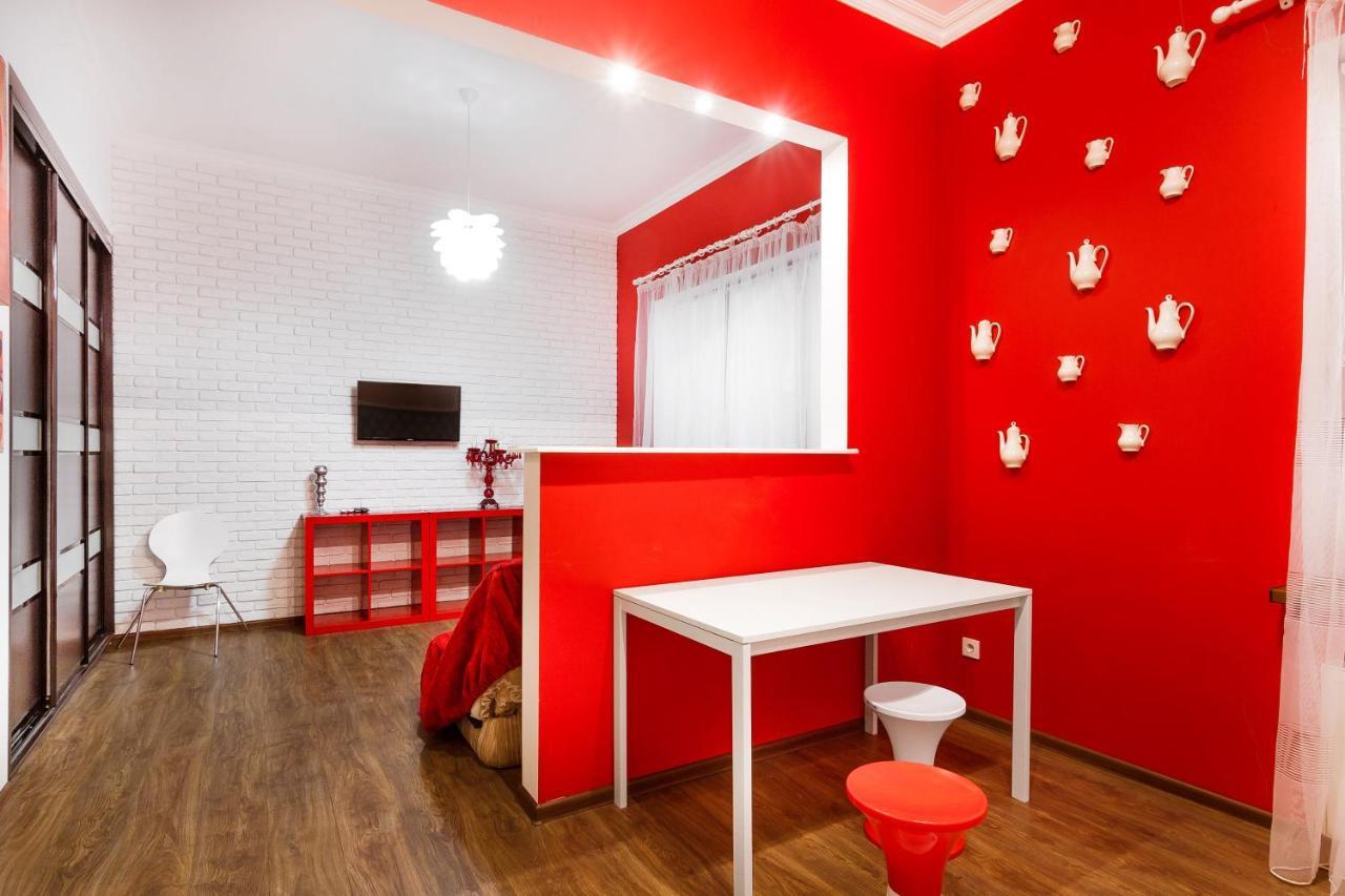 אודסה Modern Apartment In The City Center In A New Building מראה חיצוני תמונה