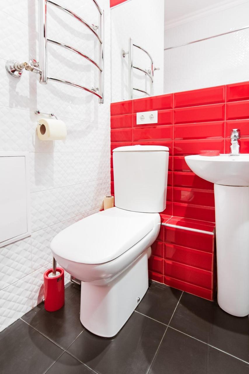 אודסה Modern Apartment In The City Center In A New Building מראה חיצוני תמונה