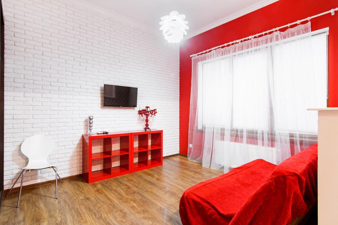 אודסה Modern Apartment In The City Center In A New Building מראה חיצוני תמונה